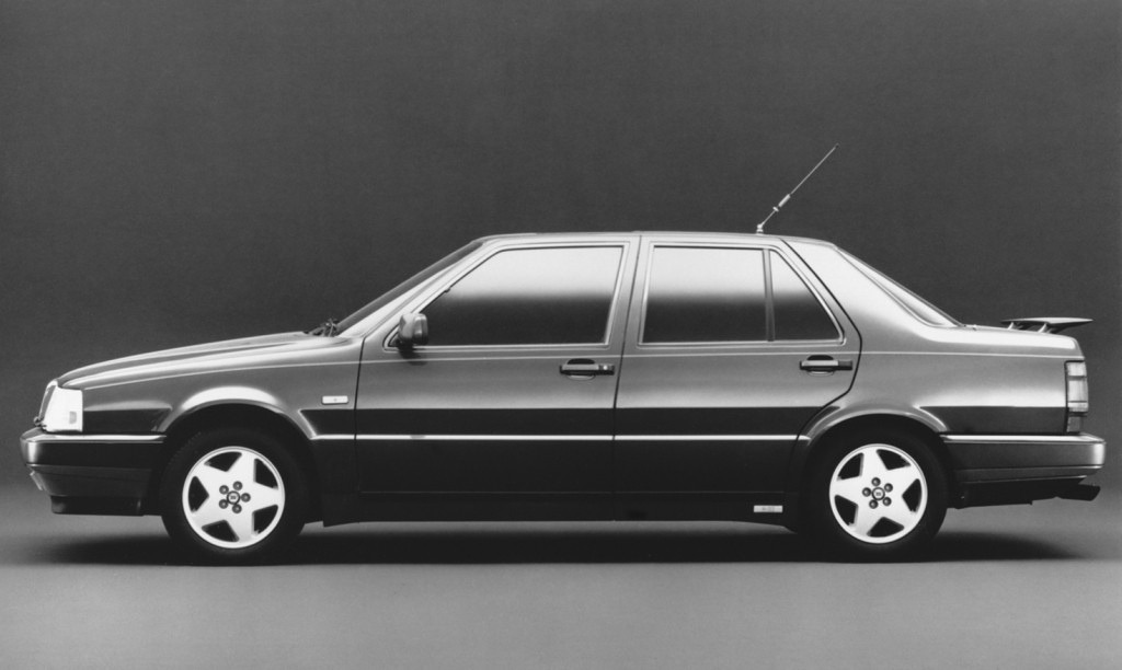 Lancia Thema photo 14