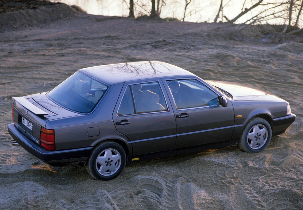 Lancia Thema photo 20