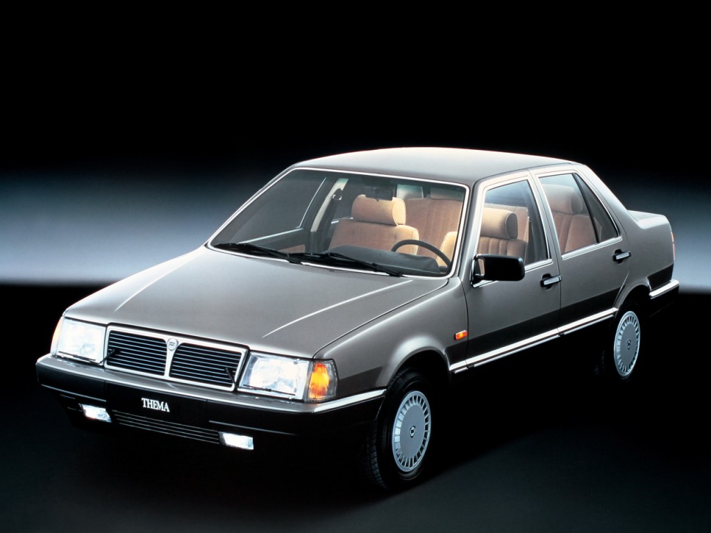 Lancia Thema photo 23
