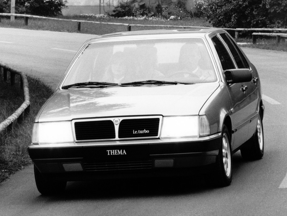 Lancia Thema photo 24