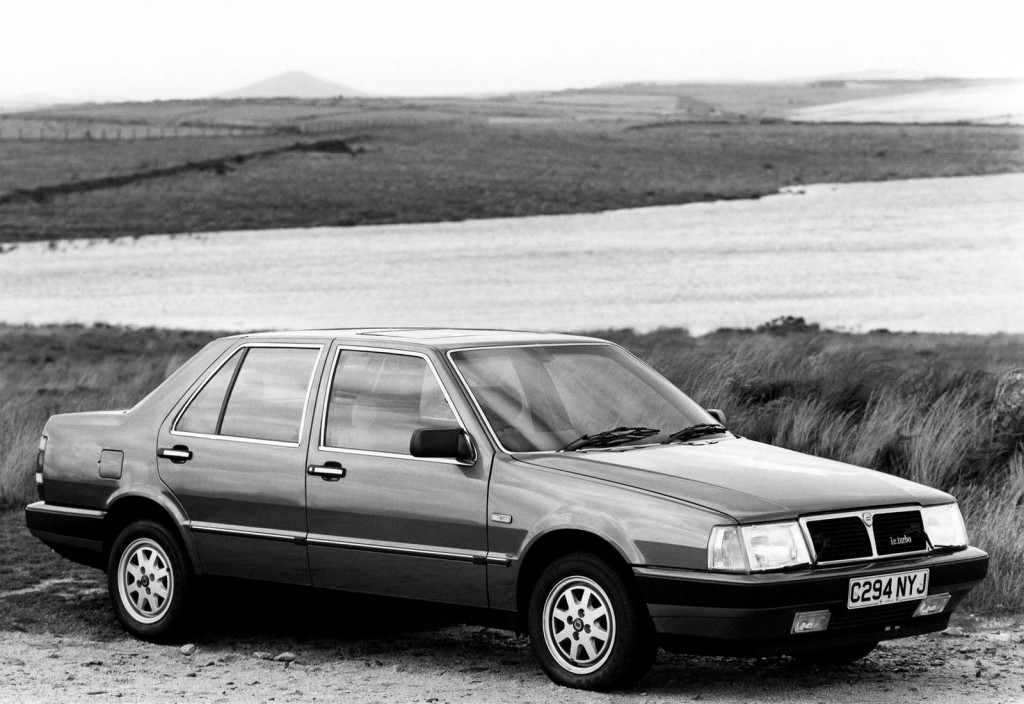 Lancia Thema photo 29