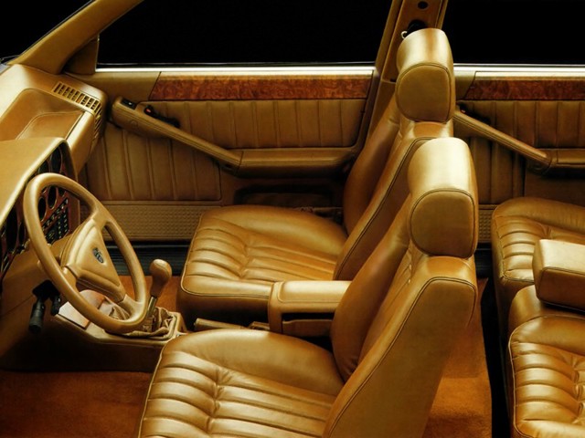 Lancia Thema photo 34