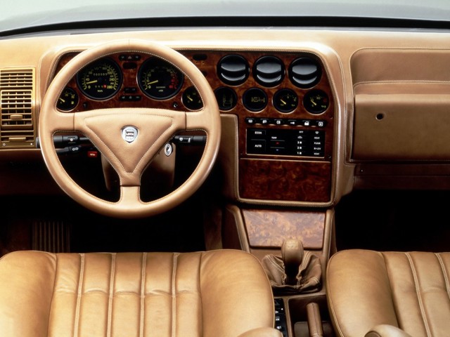 Lancia Thema photo 38