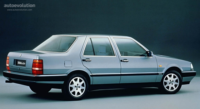 Lancia Thema photo 3