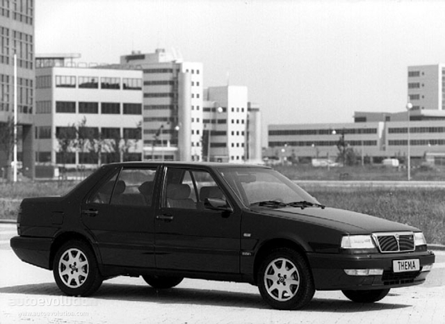 Lancia Thema Foto 1