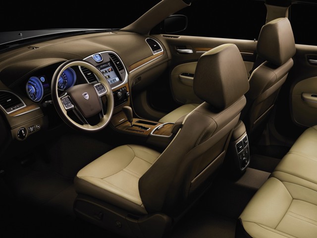 Lancia Thema foto 54