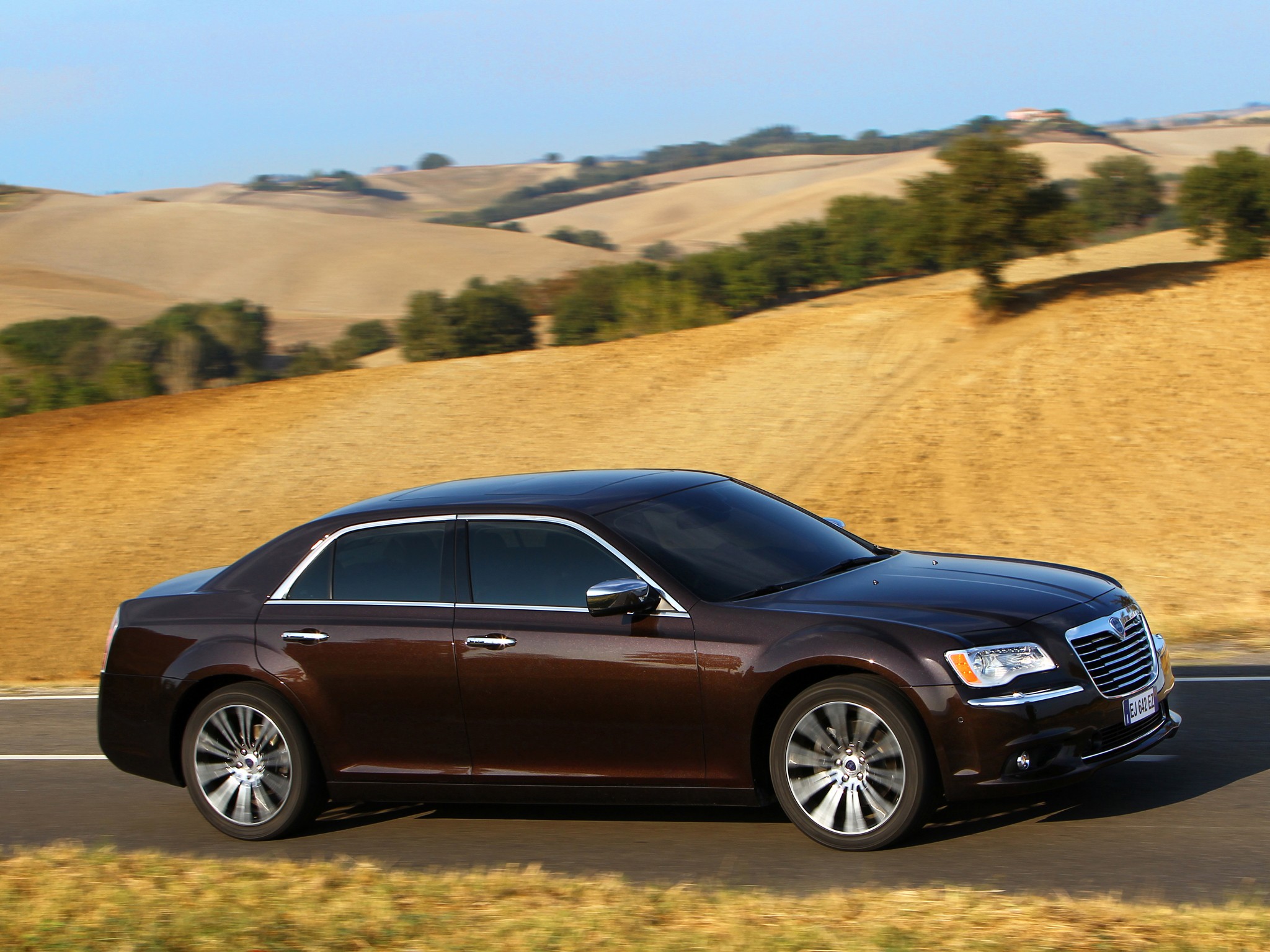 Lancia Thema photo 18