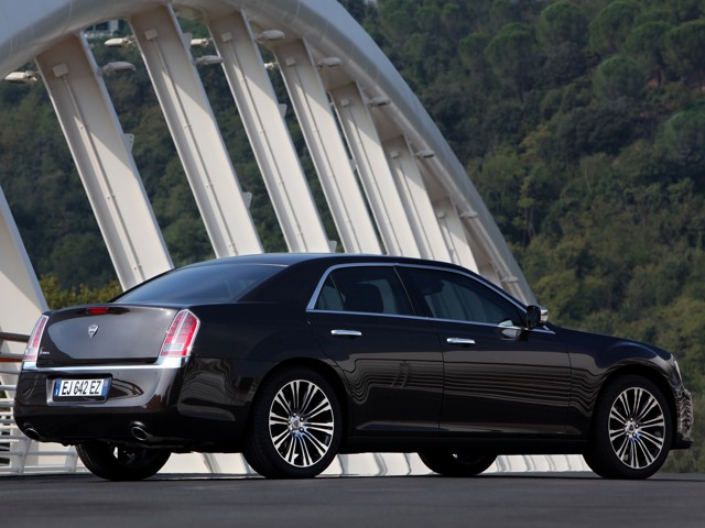 Lancia Thema foto 20