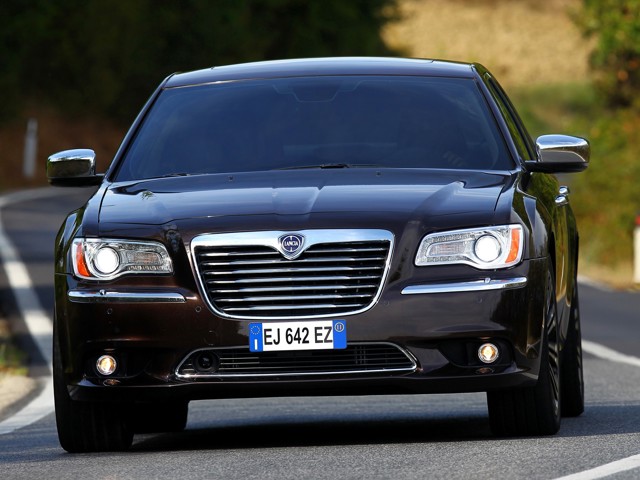 Lancia Thema foto 25