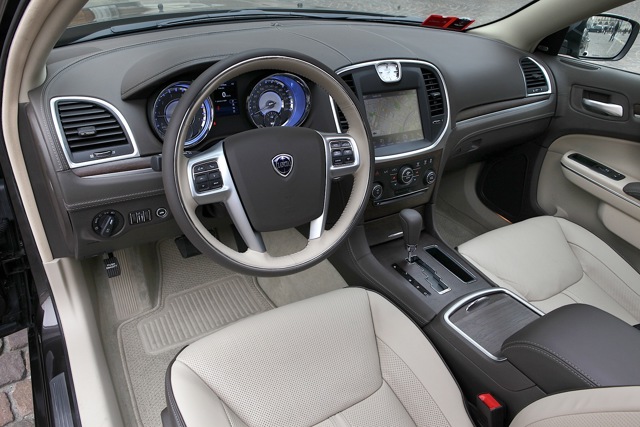 Lancia Thema foto 46