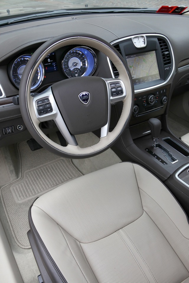 Lancia Thema foto 47