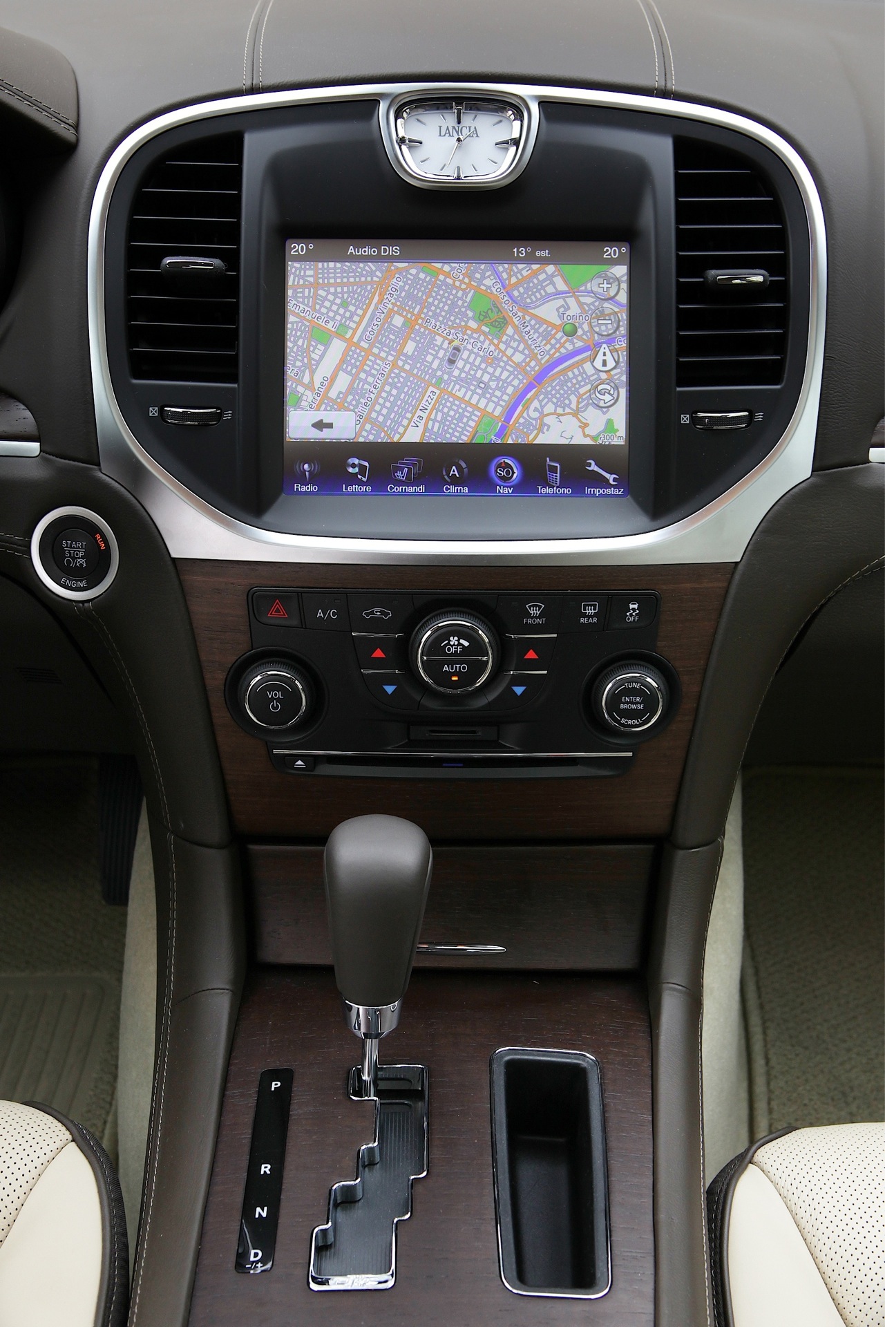 Lancia Thema photo 49