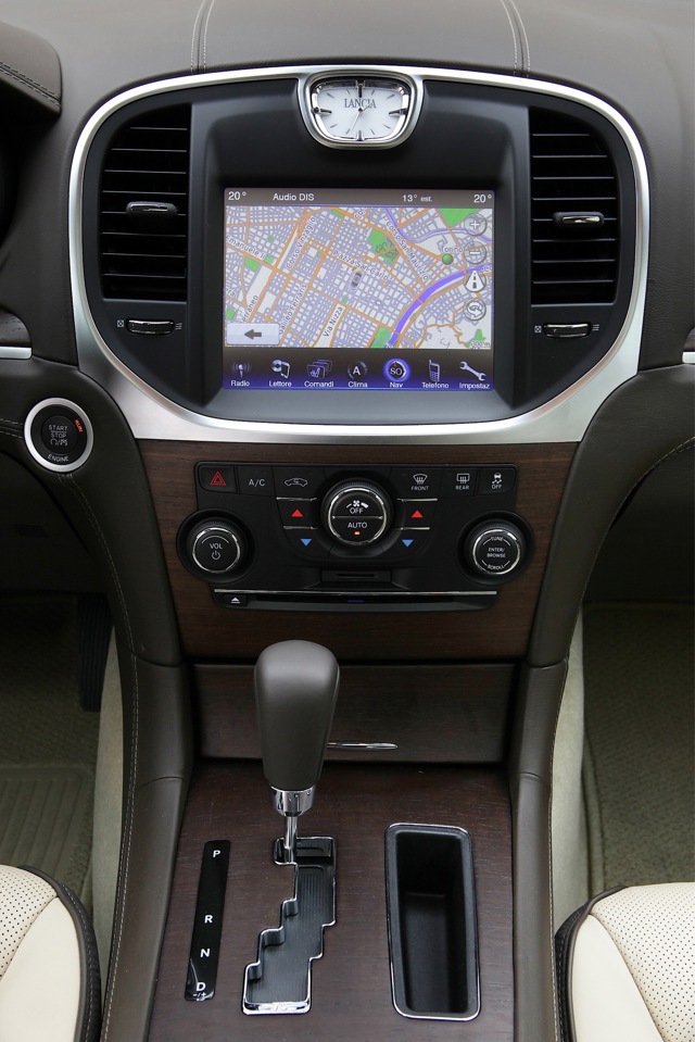 Lancia Thema foto 49