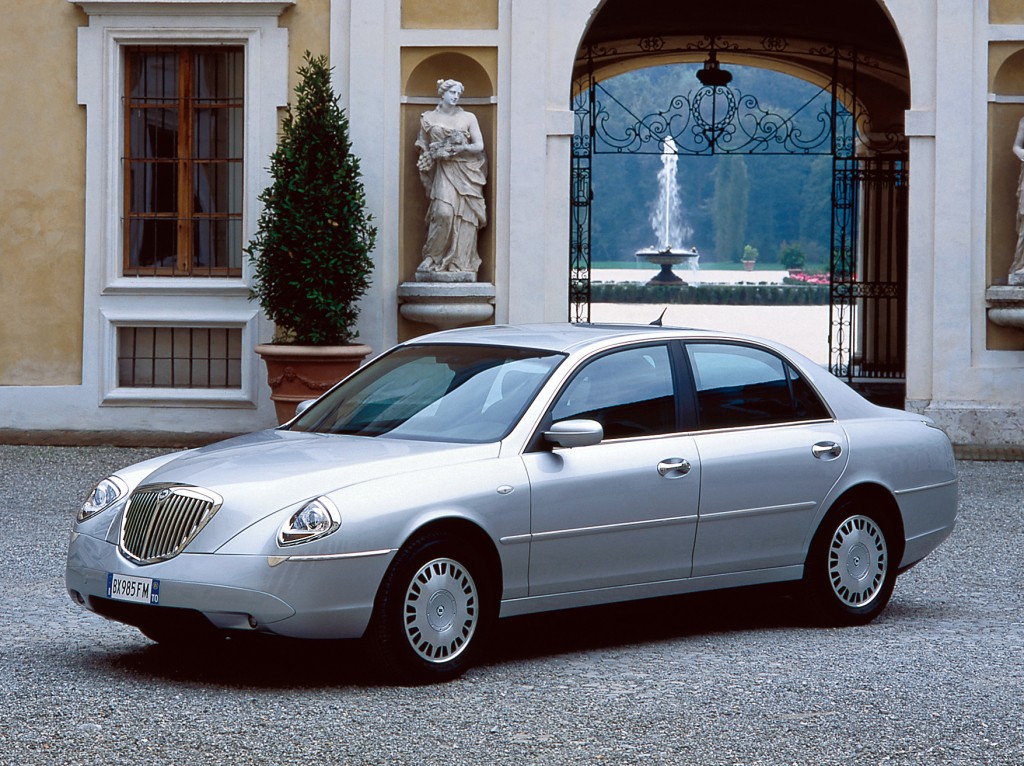 Lancia Thesis photo 20