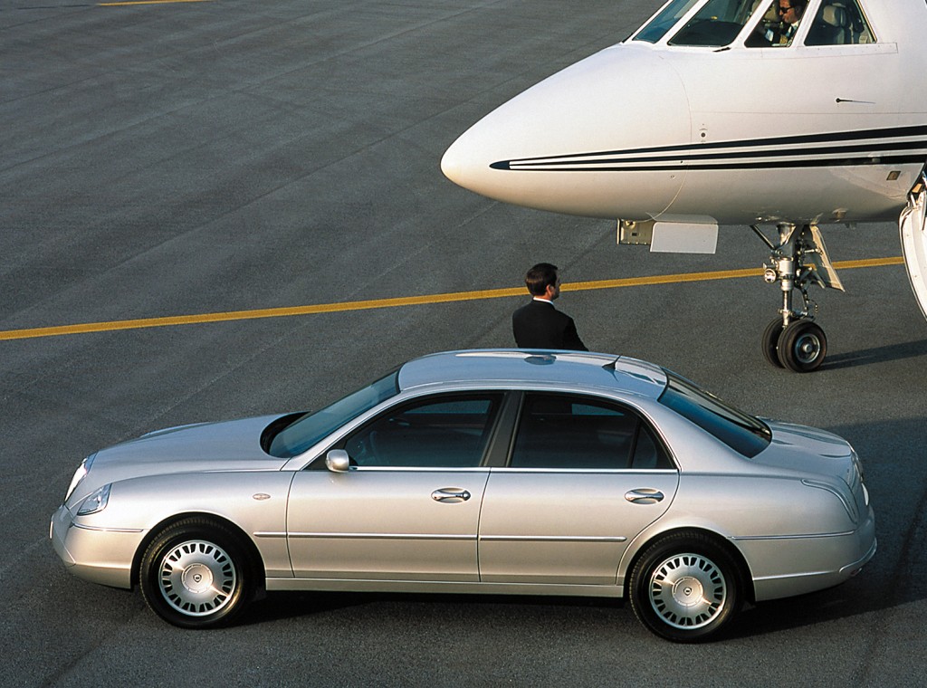 Lancia Thesis photo 24