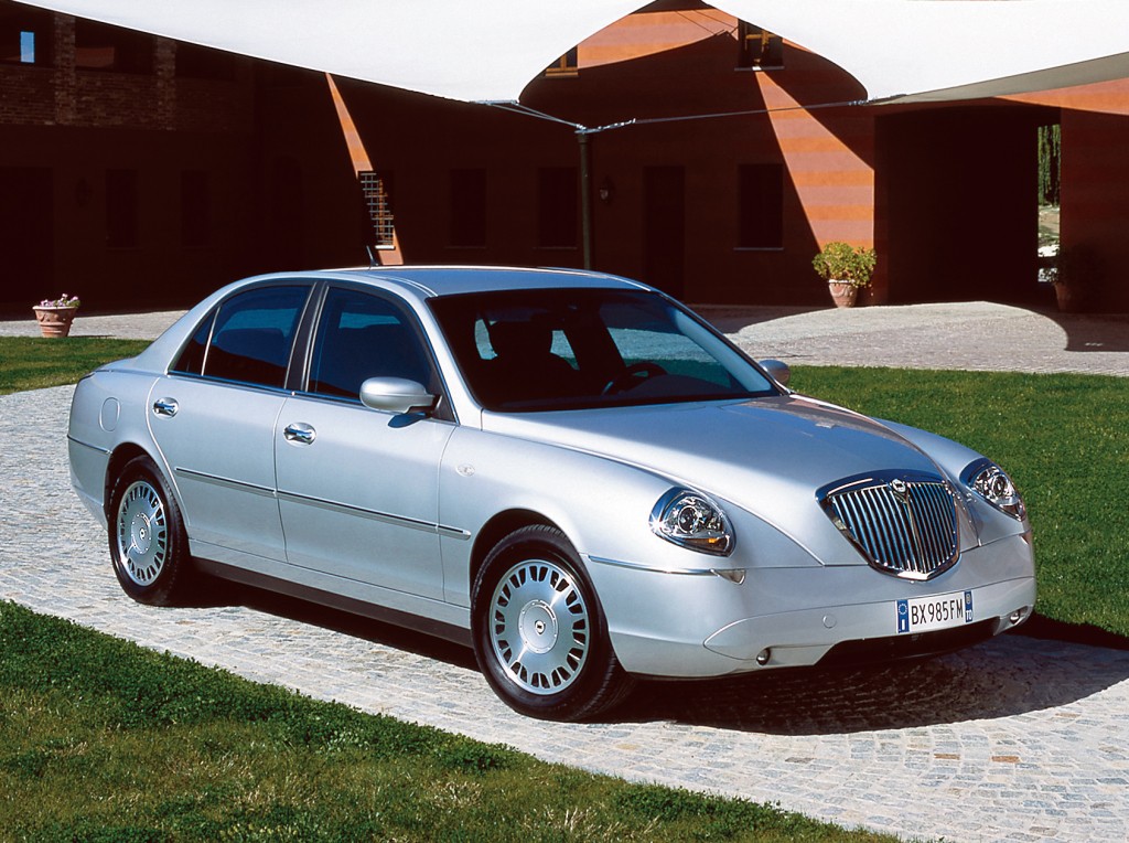 Lancia Thesis photo 31