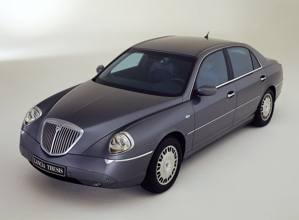 Lancia Thesis photo 32
