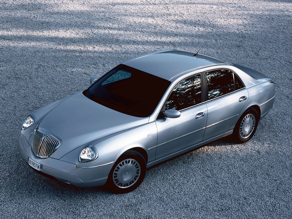 Lancia Thesis photo 37