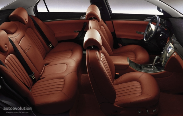 Lancia Thesis photo 42