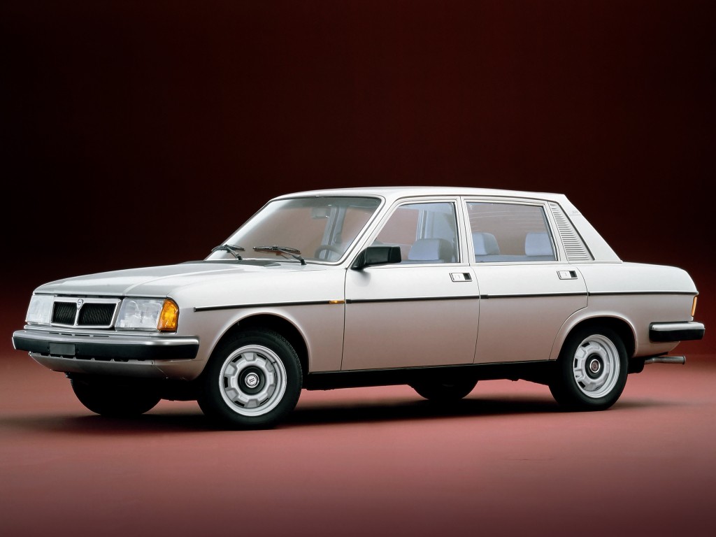 Lancia Trevi photo 2