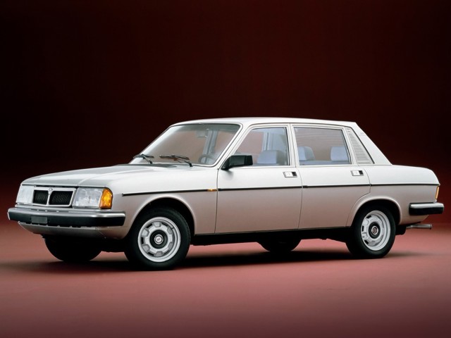Lancia Trevi foto 2