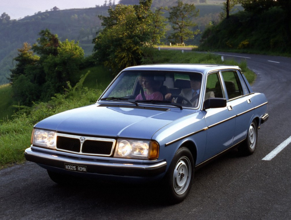 Lancia Trevi photo 9