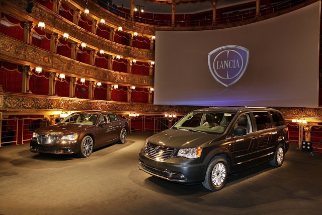Lancia Voyager foto 15
