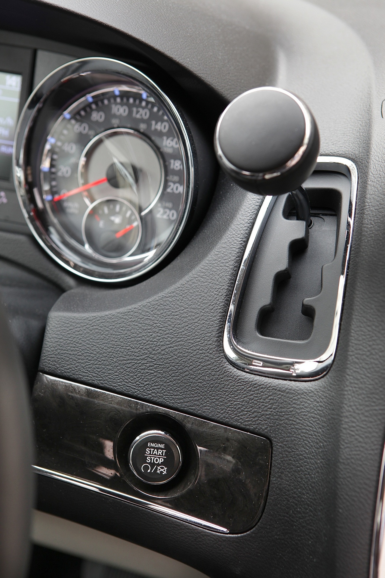 Lancia Voyager photo 24