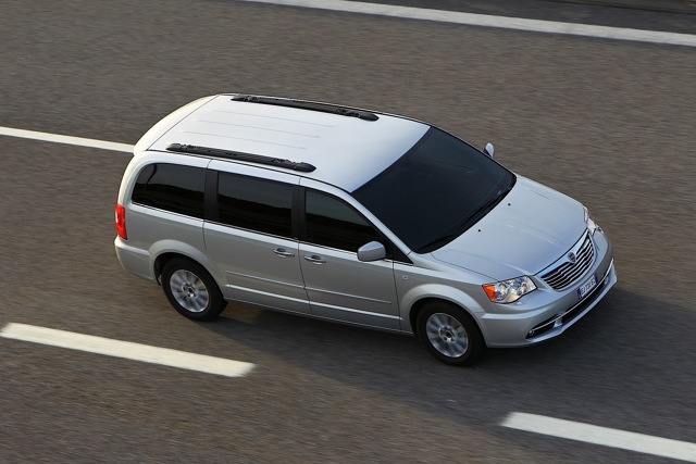 Lancia Voyager foto 9