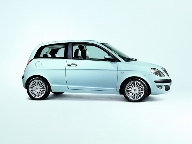 Lancia Ypsilon photo 9