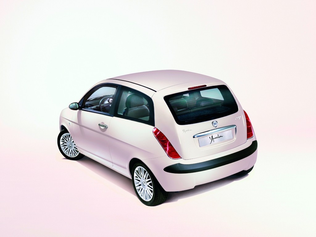 Lancia Ypsilon photo 10
