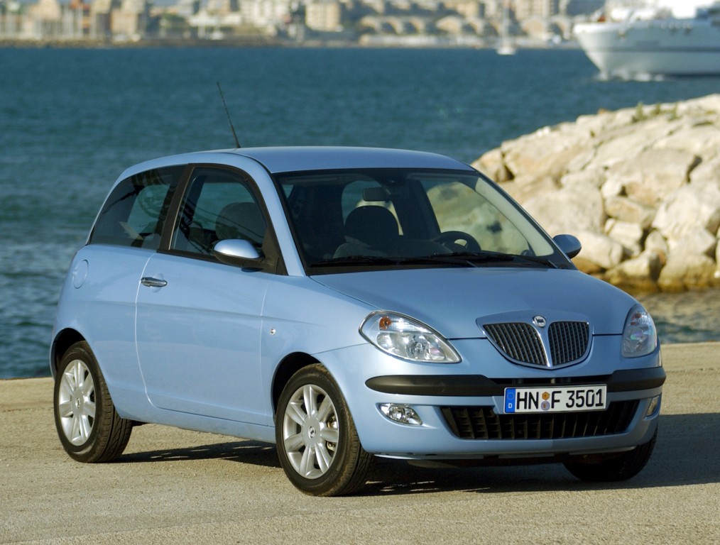 Lancia Ypsilon photo 13