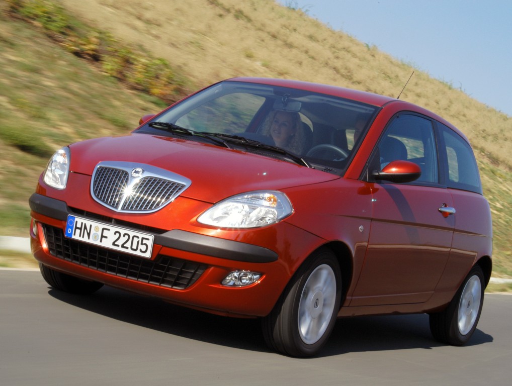 Lancia Ypsilon photo 35
