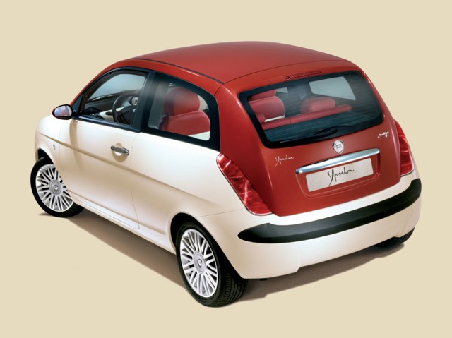Lancia Ypsilon photo 38