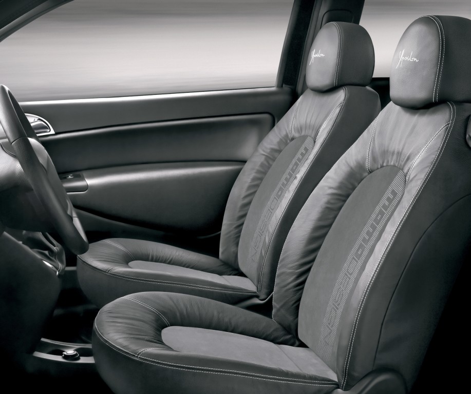 Lancia Ypsilon photo 32