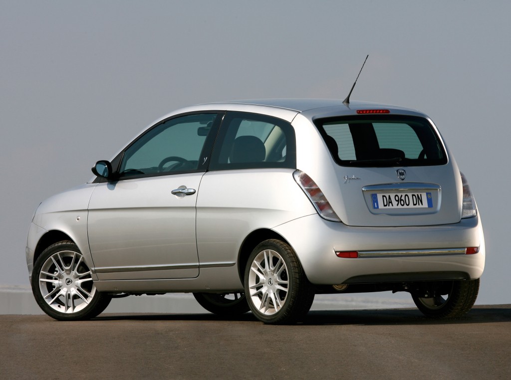 Lancia Ypsilon photo 11