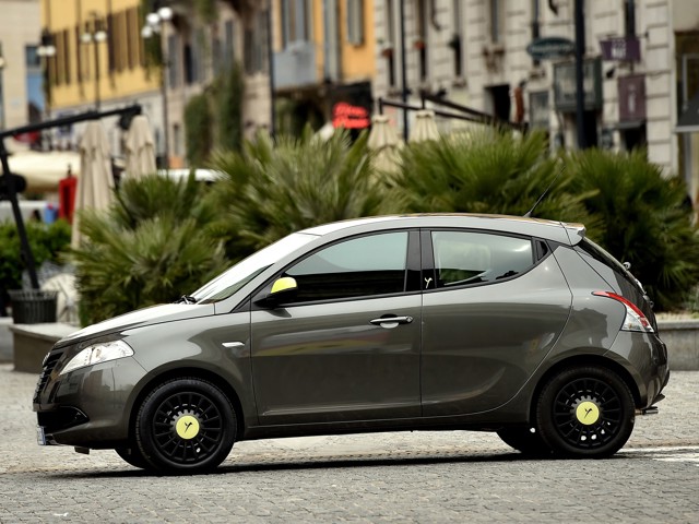 Lancia Ypsilon photo 80
