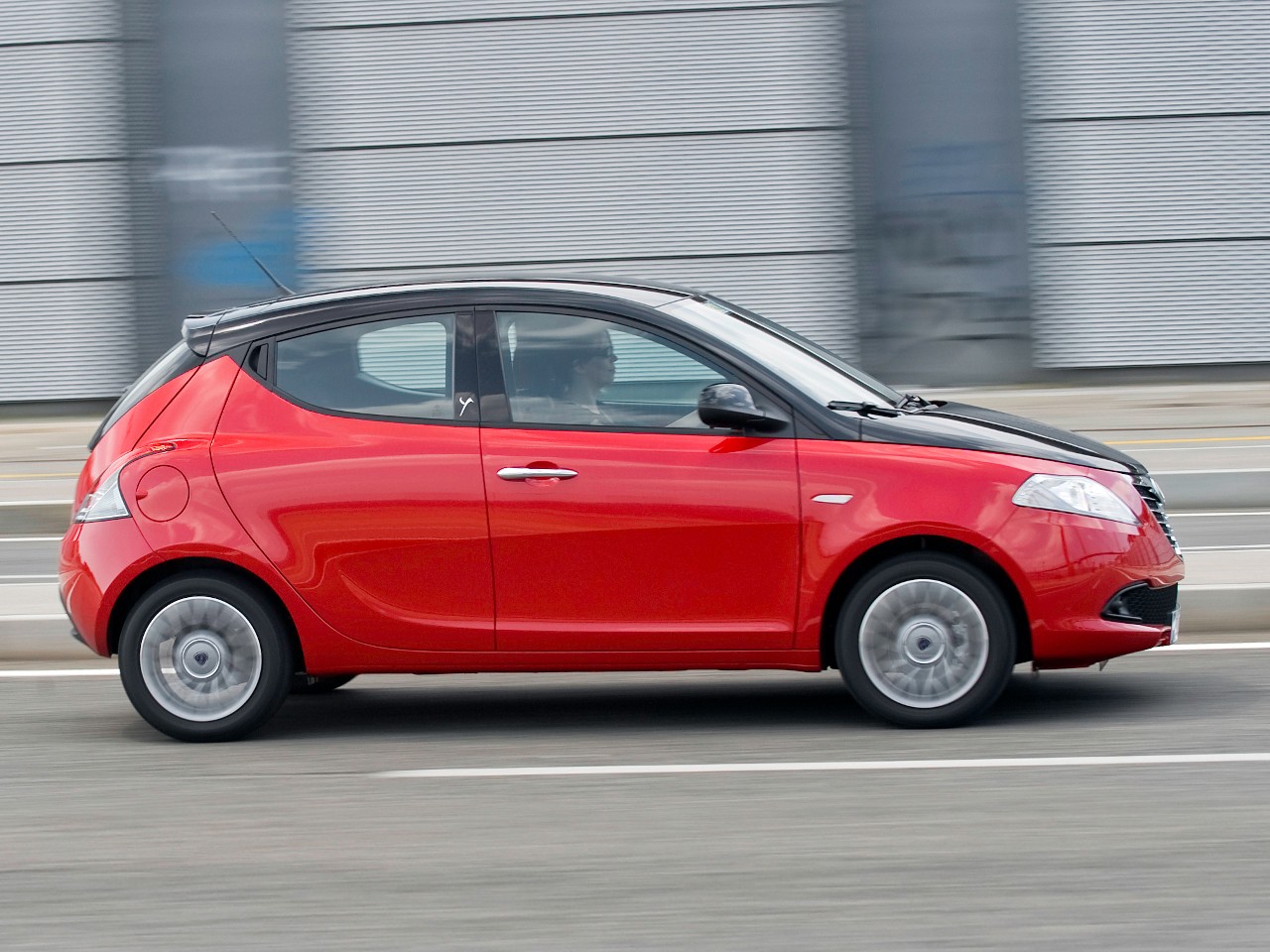 Lancia Ypsilon photo 26