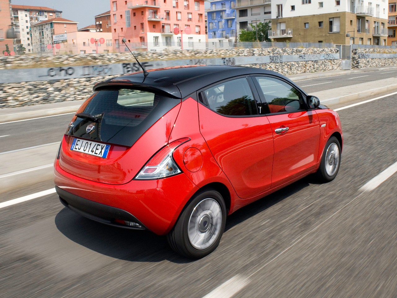 Lancia Ypsilon photo 28