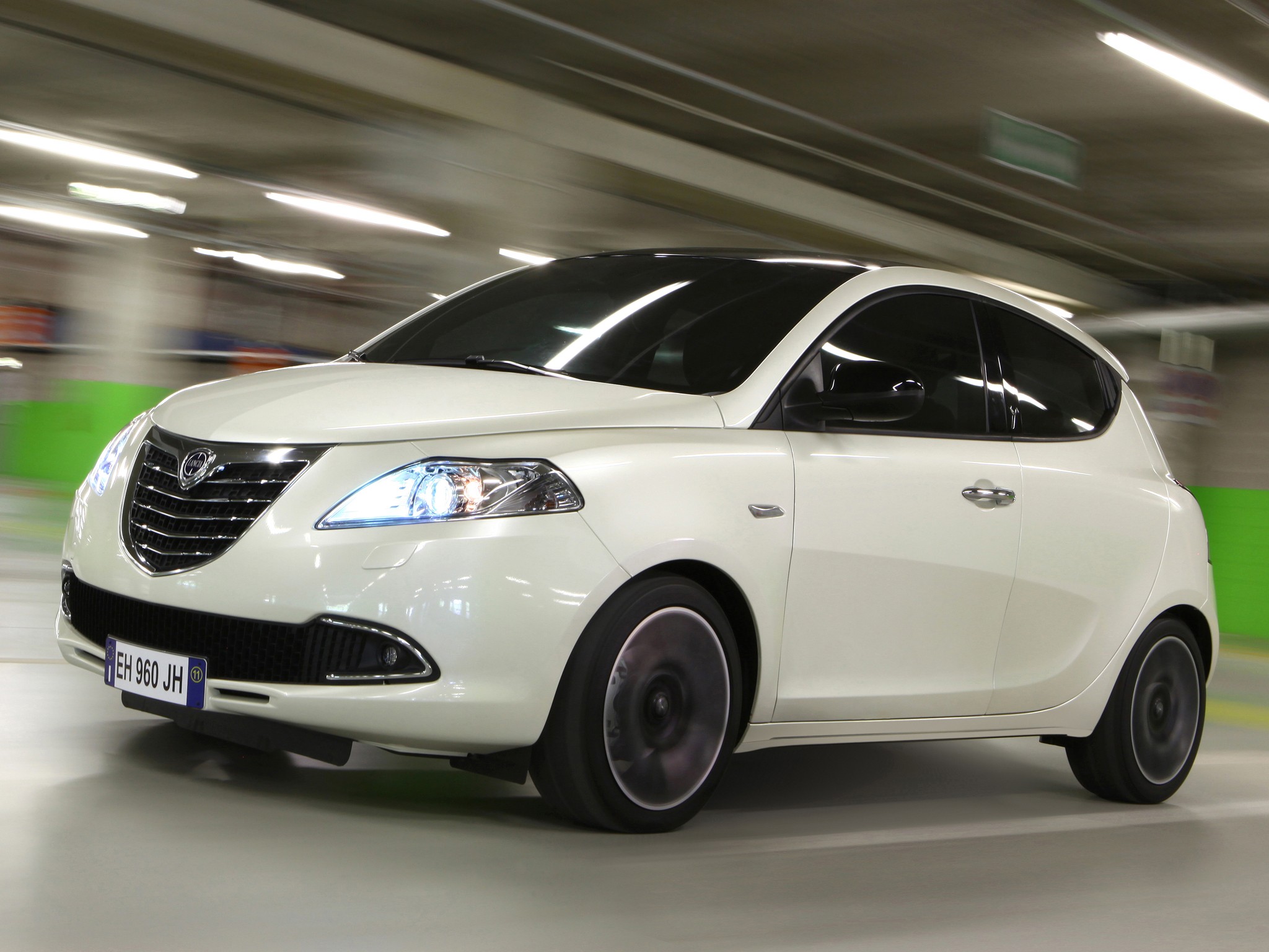 Lancia Ypsilon photo 34