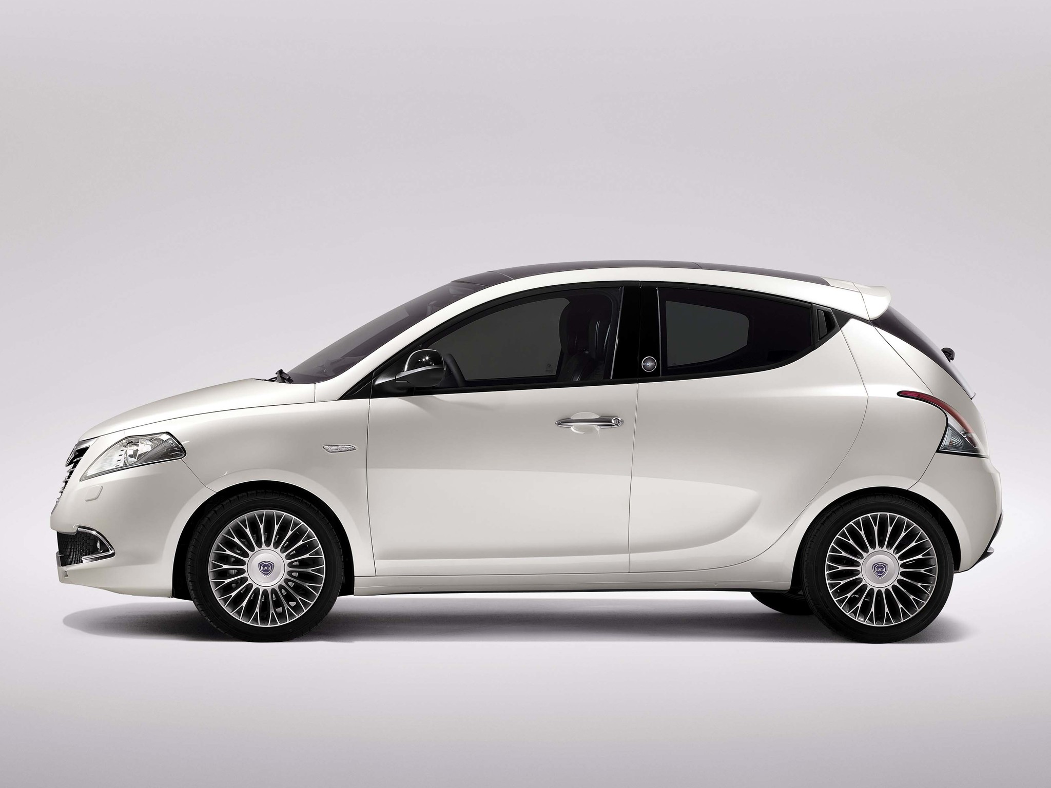 Lancia Ypsilon photo 40