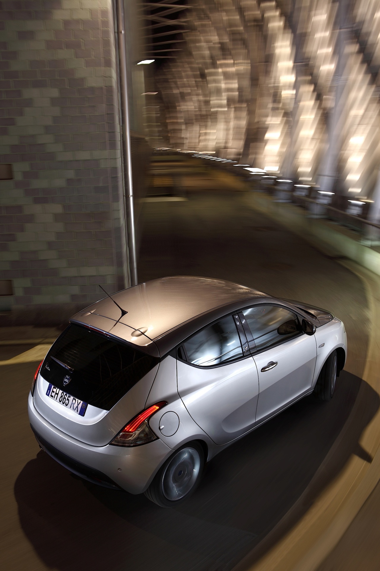 Lancia Ypsilon photo 9