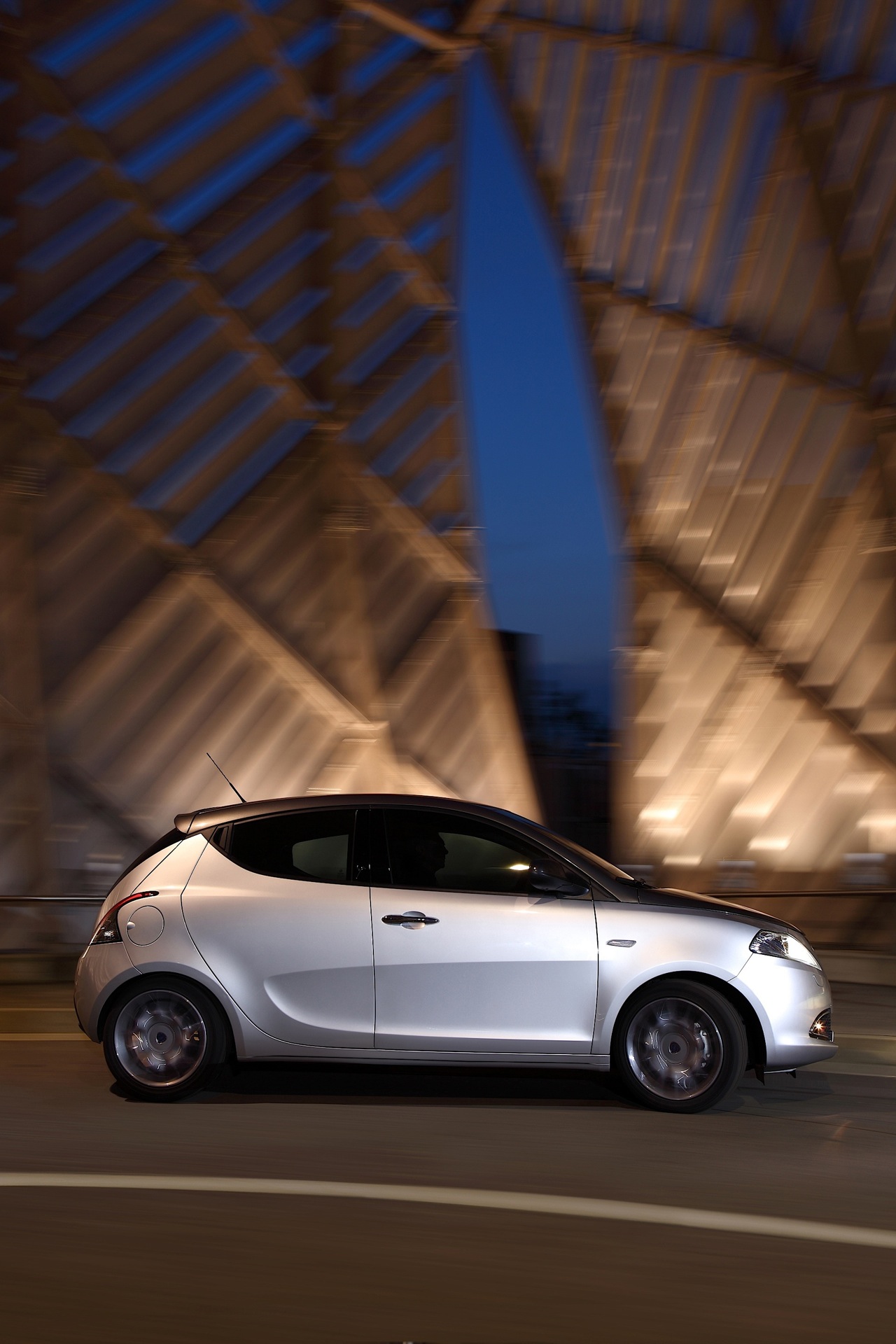 Lancia Ypsilon photo 10