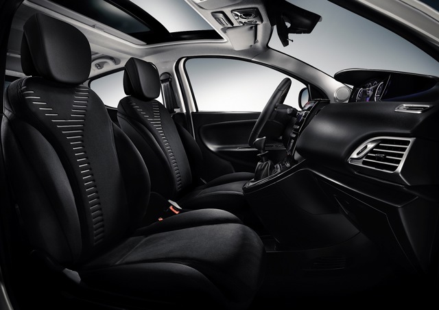 Lancia Ypsilon photo 108