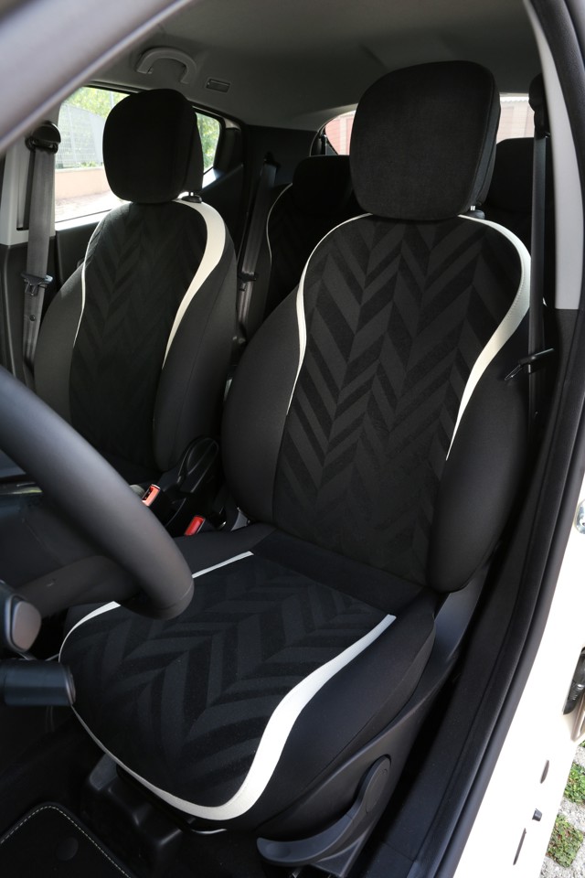 Lancia Ypsilon photo 19