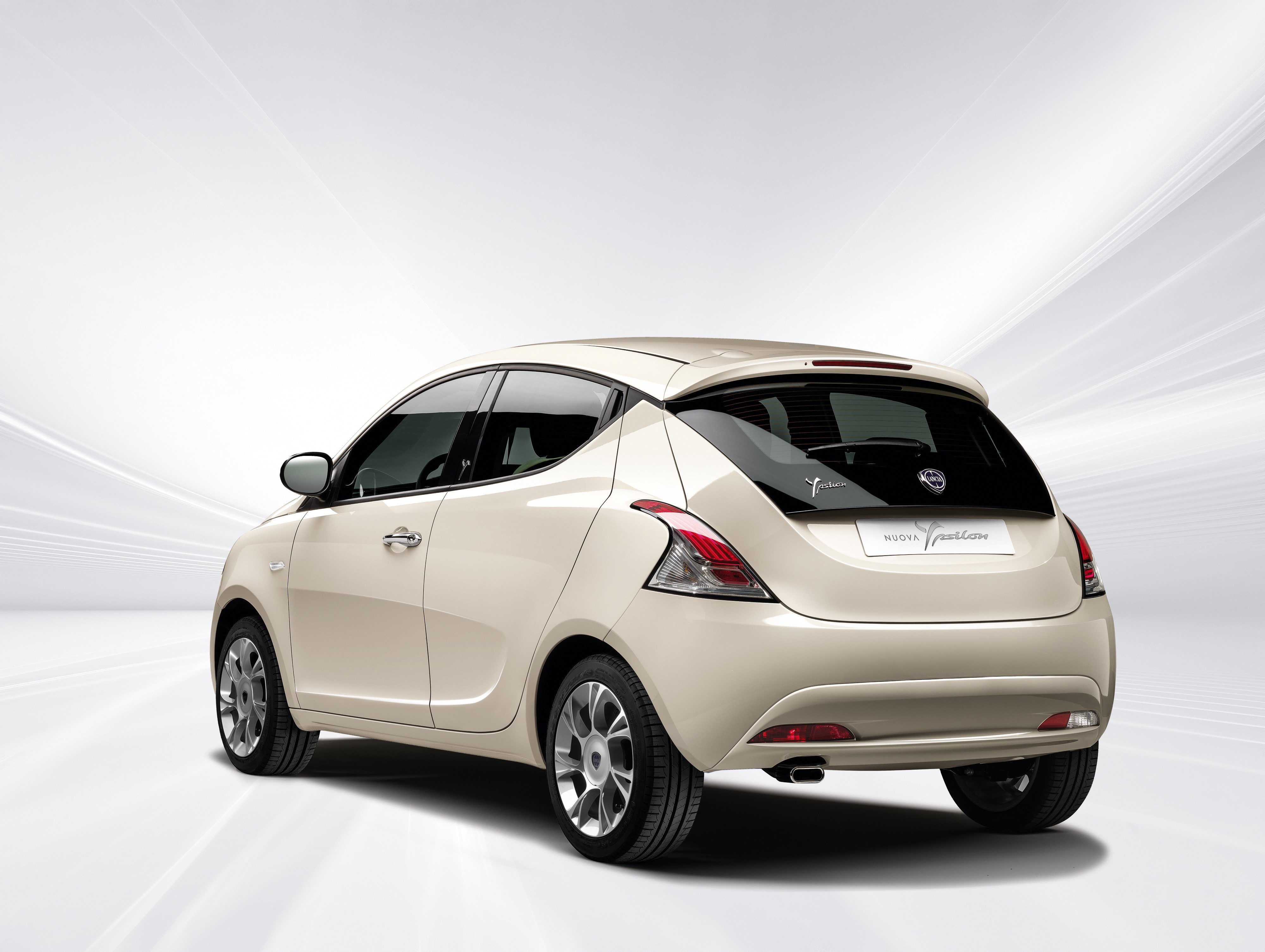 Lancia Ypsilon photo 4