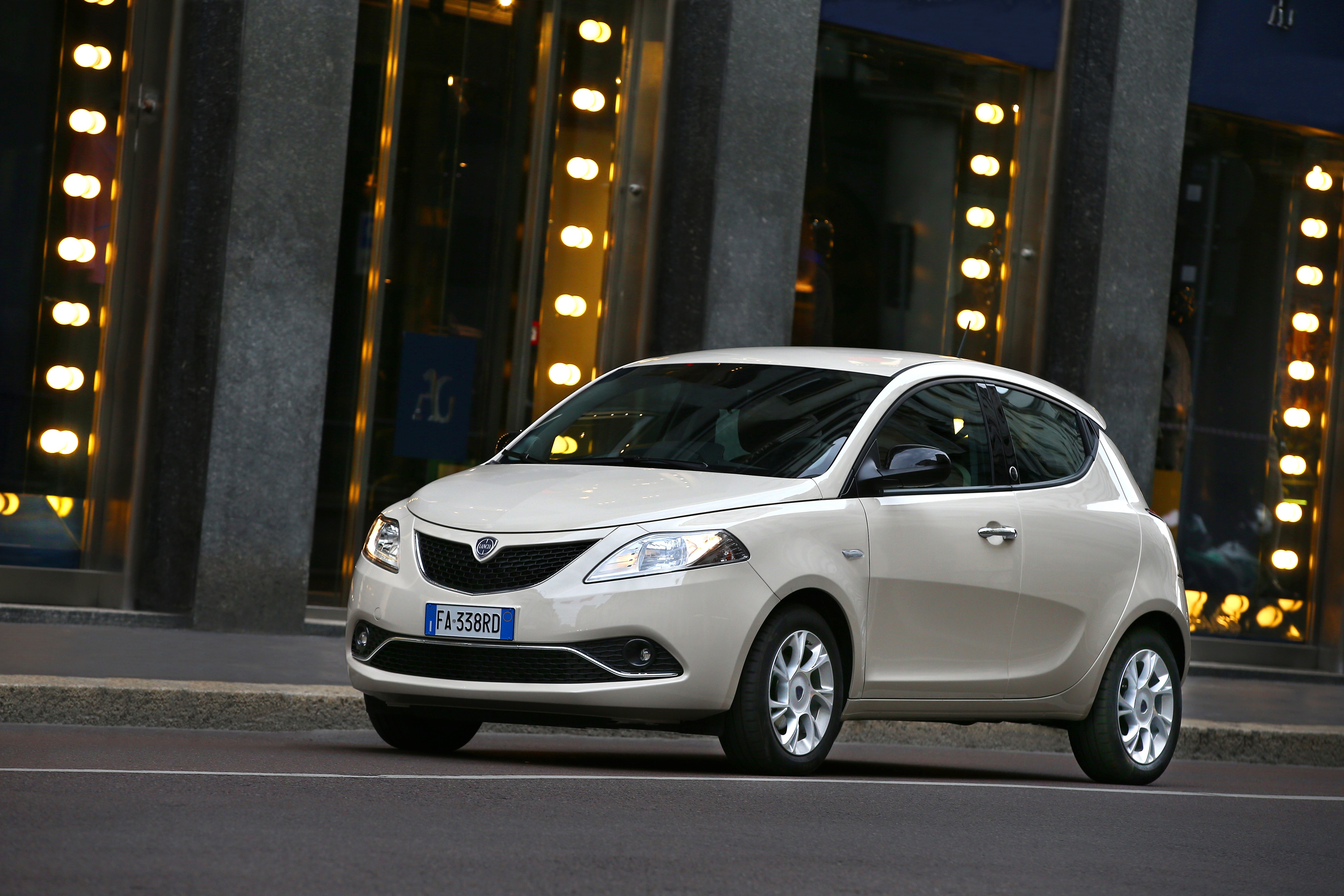 Lancia Ypsilon photo 10