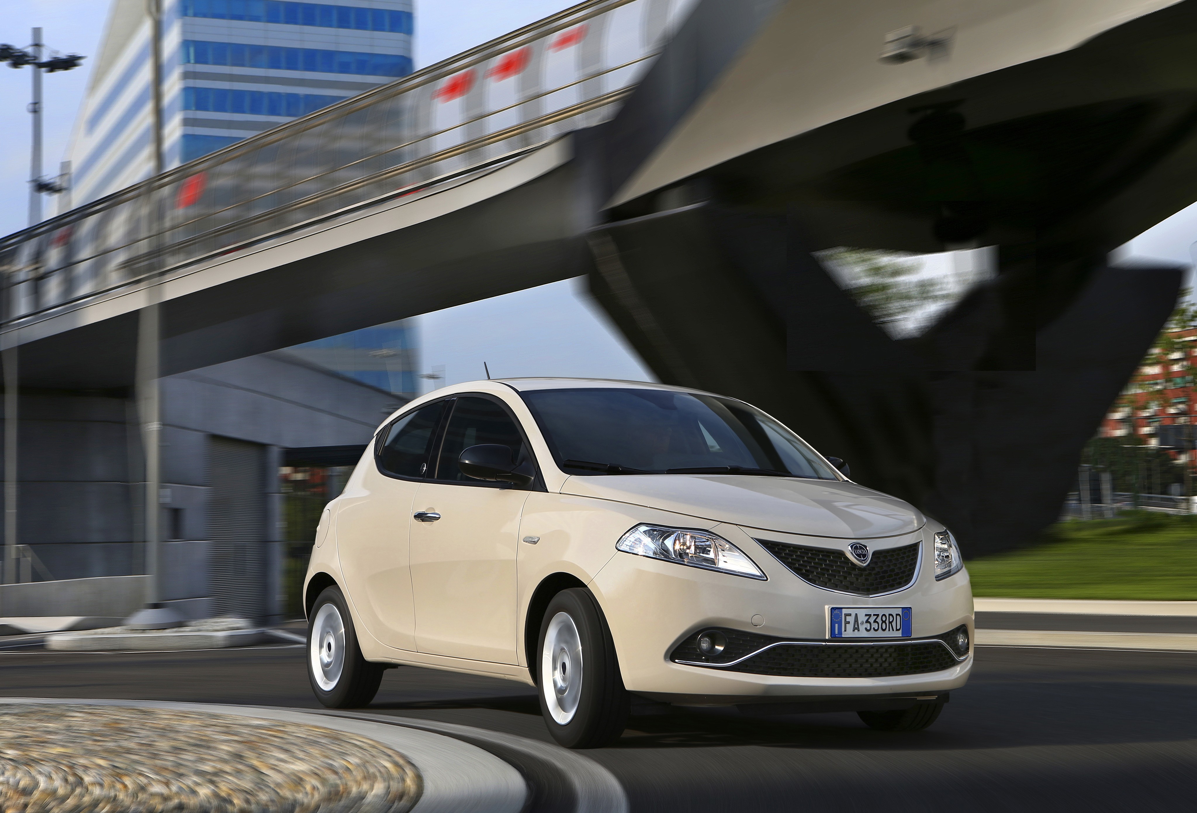 Lancia Ypsilon photo 15