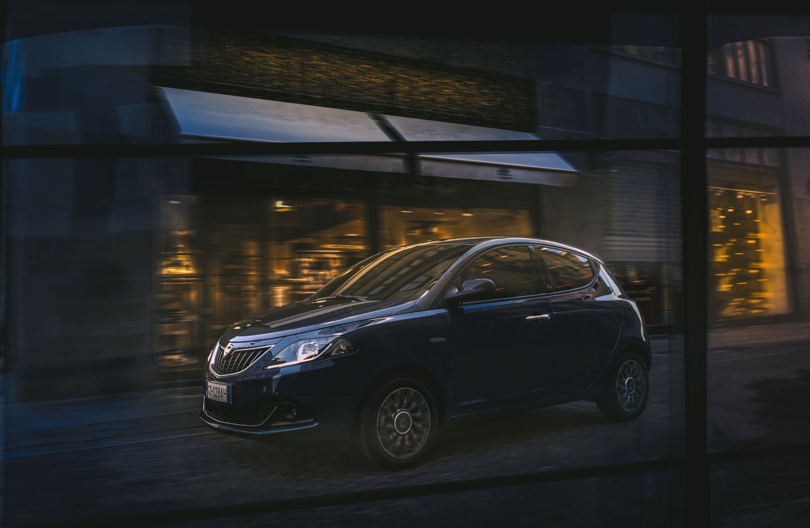Lancia Ypsilon photo 2