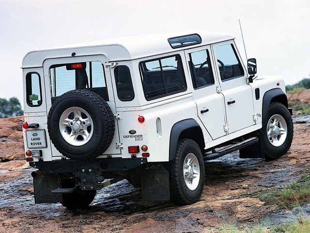 Land Rover Defender 110 foto 16